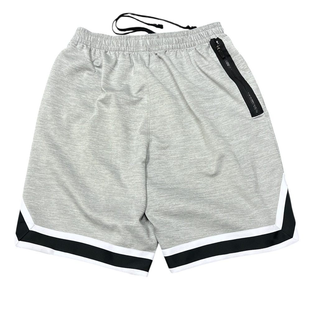 Nike Jordan Men's Charlotte Hornets Team Issued Gray Shorts Size XLT - Picture 7 of 7
